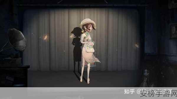 第五人格园丁初晴西湖合作时装上架时间揭晓，绝美设计引期待！