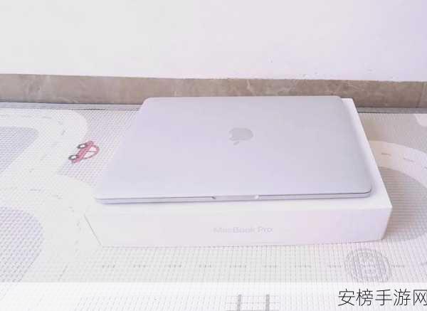 1819 岁 MacBook Pro：全新18寸MacBook Pro亮相